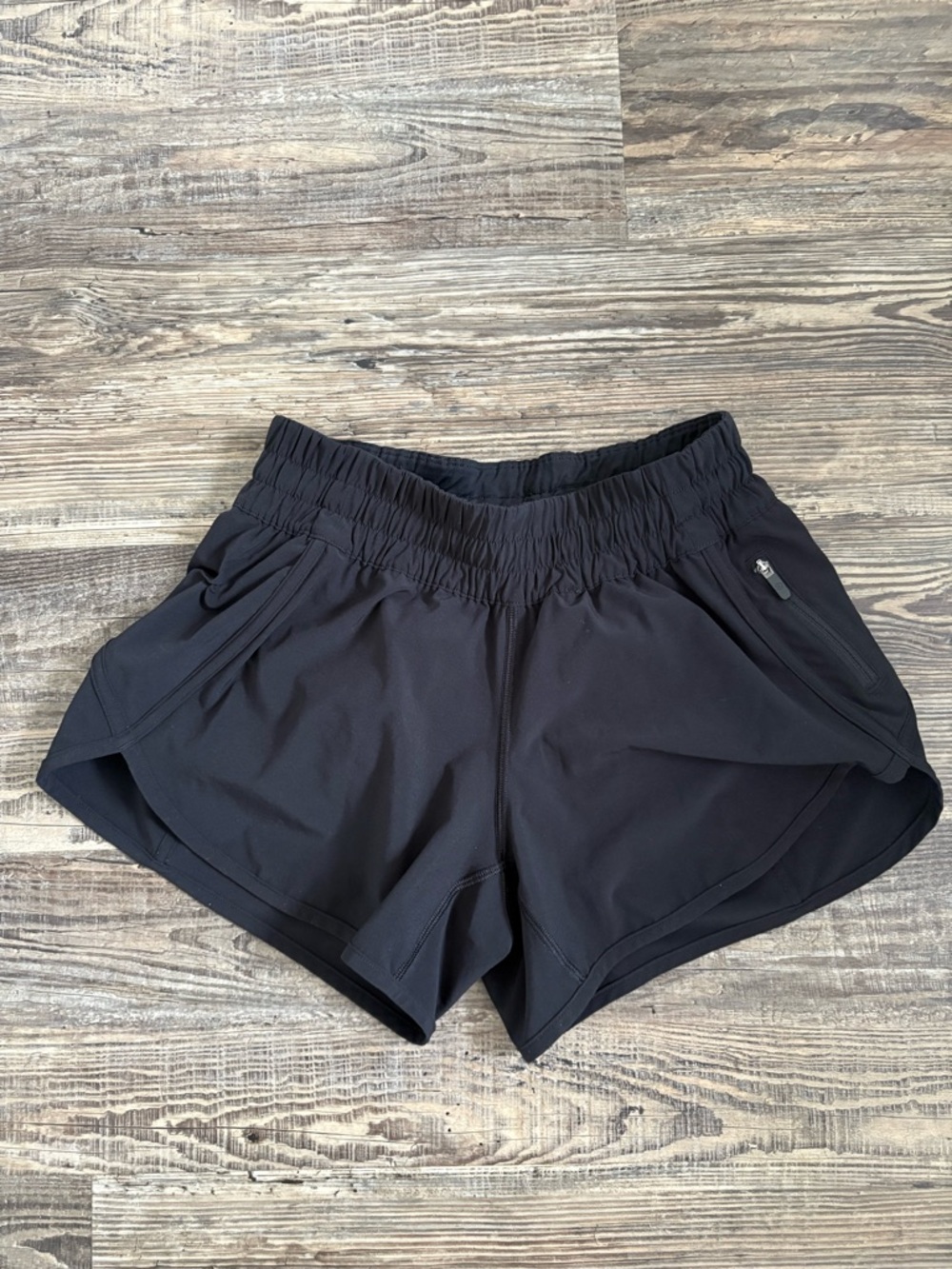 Lululemon Tracker Mid-Rise Lined Shorts.
